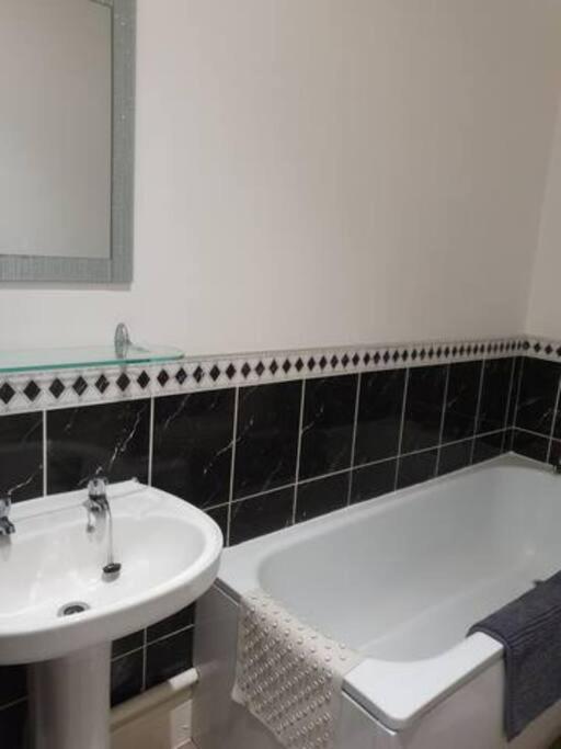 Orme View Dog Friendly Apartment Llandudno Buitenkant foto
